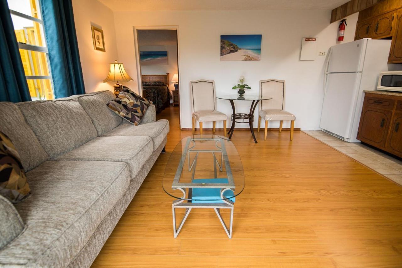 Windsong Guest Apartments Pembroke Eksteriør bilde